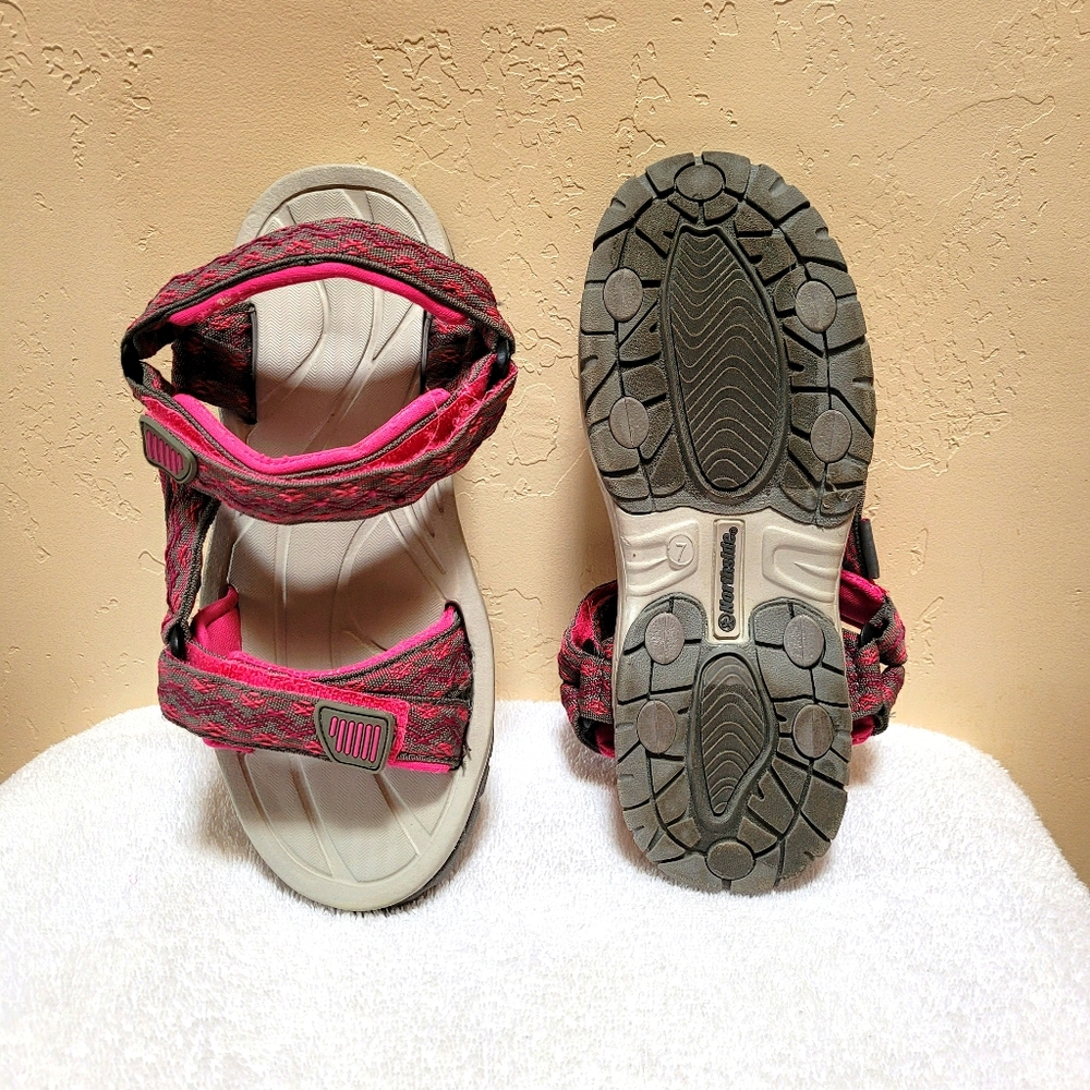 Sandals - Picture 4 of 5